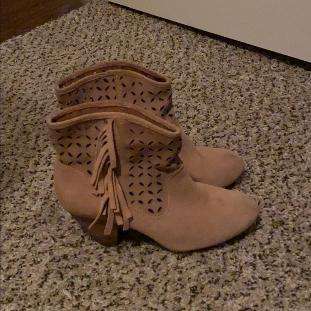 Jessica Simpson bootie